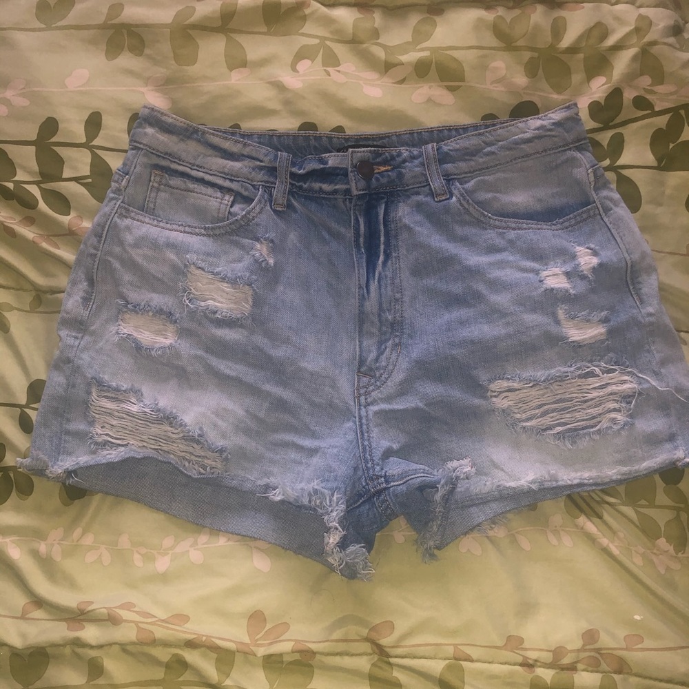 Fashion nova Jean shorts